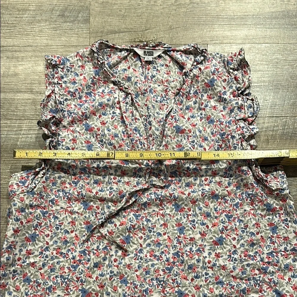 BB Dakota Steve Madden Floral Ruffle flutter Sleeve Top Size Large - Picture 10 of 12